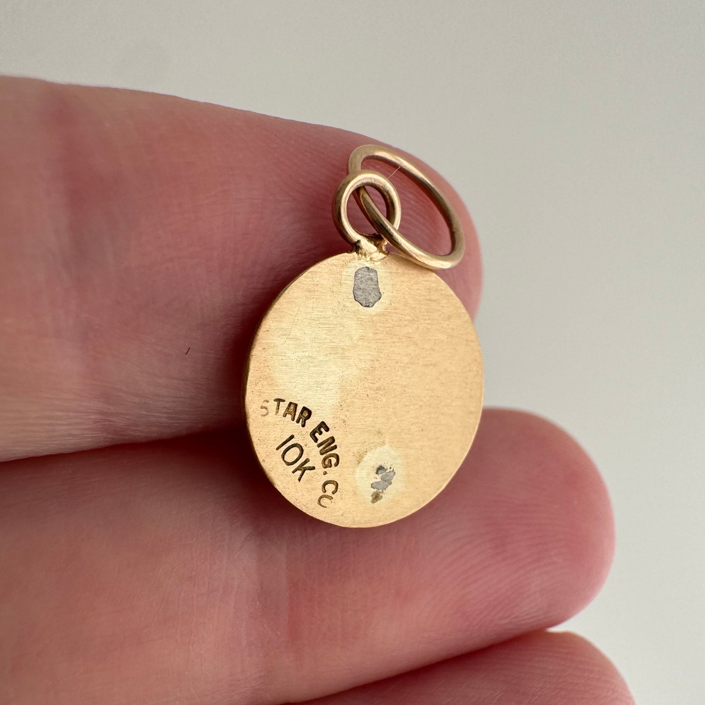 reimagined V I N T A G E // everything is connected / 10k five point star framed by a wreath / a pin conversion pendant